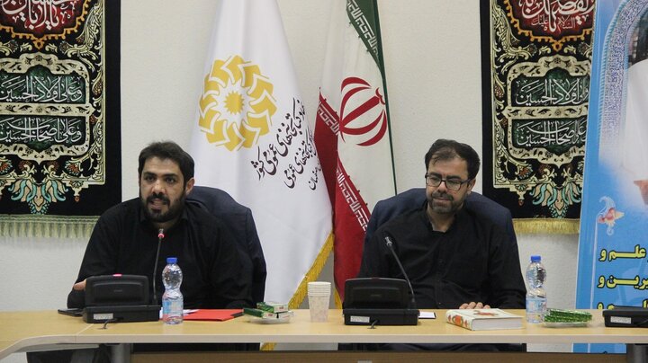 با همدلی و همکاری در راستای ترویج امر کتاب و کتابخوانی گام برداریم