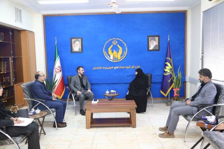 مدیرکل کتابخانه‌های عمومی مازندران با مدیرکل کمیته‌ی امداد امام خمینی(ره) استان دیدار کرد