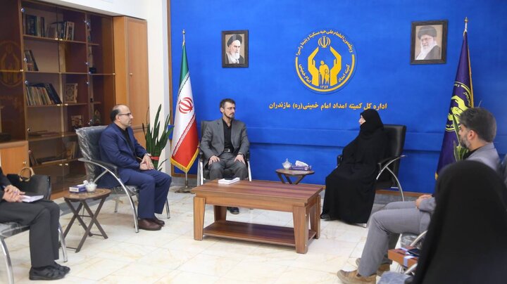 مدیرکل کتابخانه‌های عمومی مازندران با مدیرکل کمیته‌ی امداد امام خمینی(ره) استان دیدار کرد