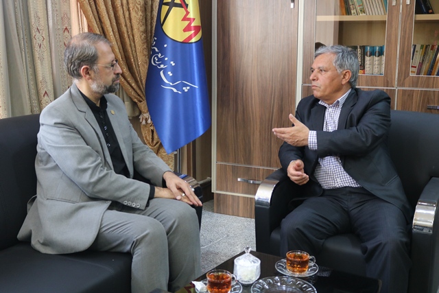 اعلام آمادگی شرکت توزیع برق سمنان برای نصب رایگان پنلهای خورشیدی در کتابخانههای عمومی