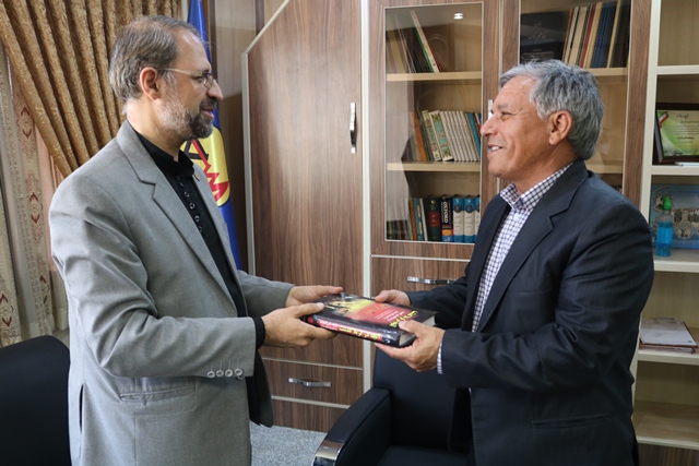 اعلام آمادگی شرکت توزیع برق سمنان برای نصب رایگان پنلهای خورشیدی در کتابخانههای عمومی