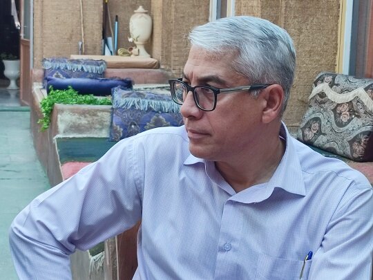 نشست جمعی از نخبگان چهارمحال و بختیاری برای ارائه طراح‌های خلاقه در حوزه کتاب 