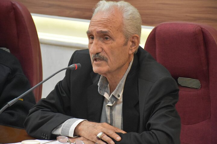 امام حسین(ع) قیام کرد تا به سیاهی ها، پلیدی ها و تاریکی های هستی پایان دهد