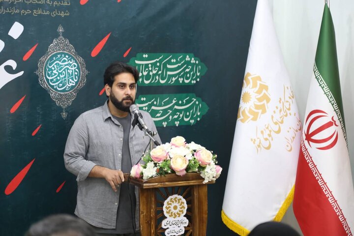 محفل ادبی غزلِخون به مناسبت سالروز شهدای مدافع حرم در سرخرود برگزار شد