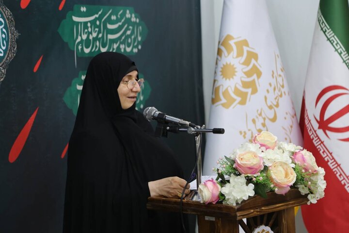 محفل ادبی غزلِخون به مناسبت سالروز شهدای مدافع حرم در سرخرود برگزار شد