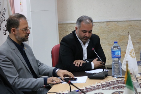 در رویکرد جدید ارائه خدمت در کتابخانههای عمومی، «اعضا»ی کتابخانهها به «جامعه خدمتگیر» گسترش مییابند