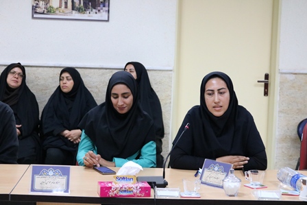 در رویکرد جدید ارائه خدمت در کتابخانههای عمومی، «اعضا»ی کتابخانهها به «جامعه خدمتگیر» گسترش مییابند