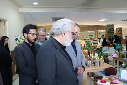 در رویکرد جدید ارائه خدمت در کتابخانههای عمومی، «اعضا»ی کتابخانهها به «جامعه خدمتگیر» گسترش مییابند