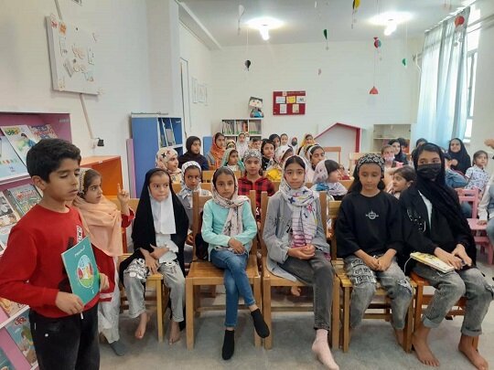 ضیافت تابستانه کتاب در کتابخانه‌های عمومی چهارمحال و بختیاری