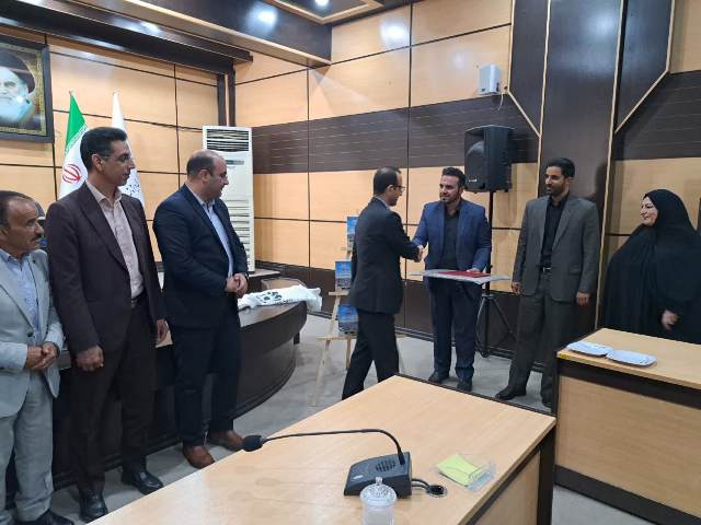 آیین رونمایی از کتاب «برنامه‌ریزی فضایی در روستا شهر» در شاهرود