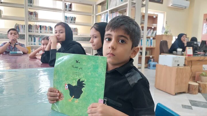 «کلاه عروسک» را به کمک مربیِ محفل ادبی نوشتم