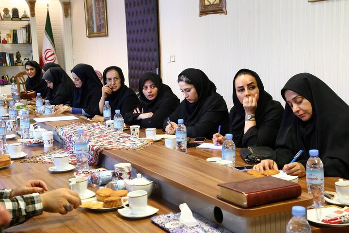 نشست خبری مدیرکل کتابخانههای عمومی مازندران با اصحاب رسانه