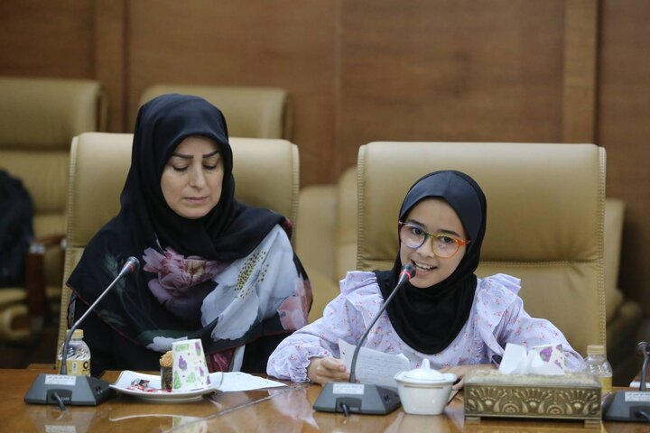 شعر رسای قزوه در هنگام لکنت زبانها