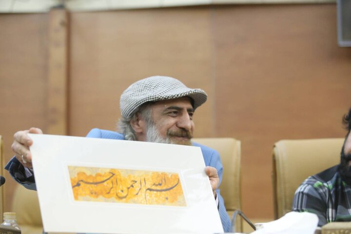 شعر رسای قزوه در هنگام لکنت زبانها