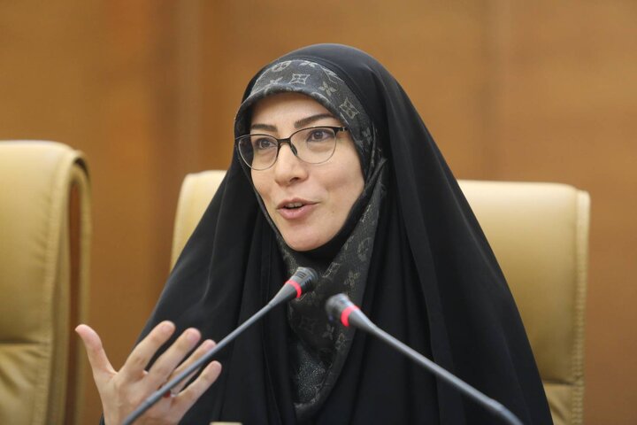 شعر رسای قزوه در هنگام لکنت زبانها