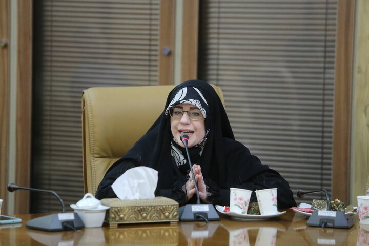 شعر رسای قزوه در هنگام لکنت زبانها