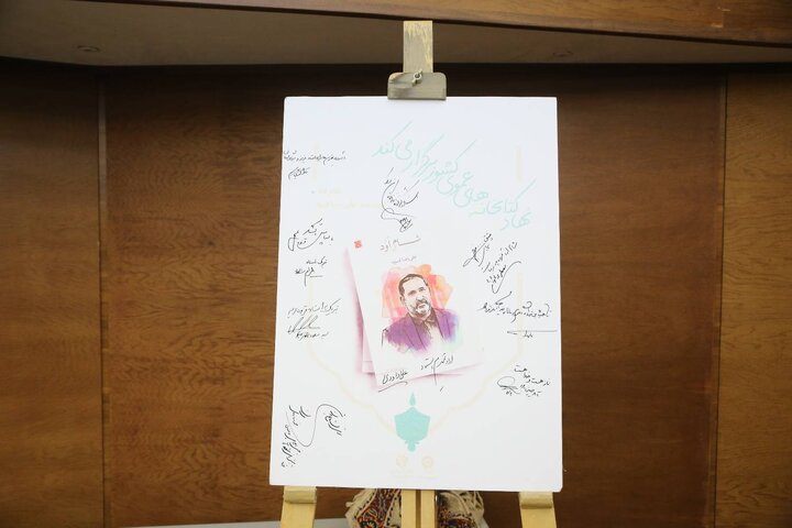 شعر رسای قزوه در هنگام لکنت زبانها