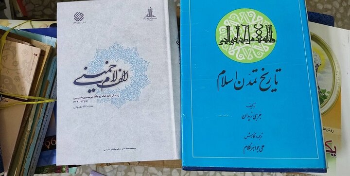 خیِّر شهرکردی کتابخانه شخصی خود را نذر کتابخانهها کرد