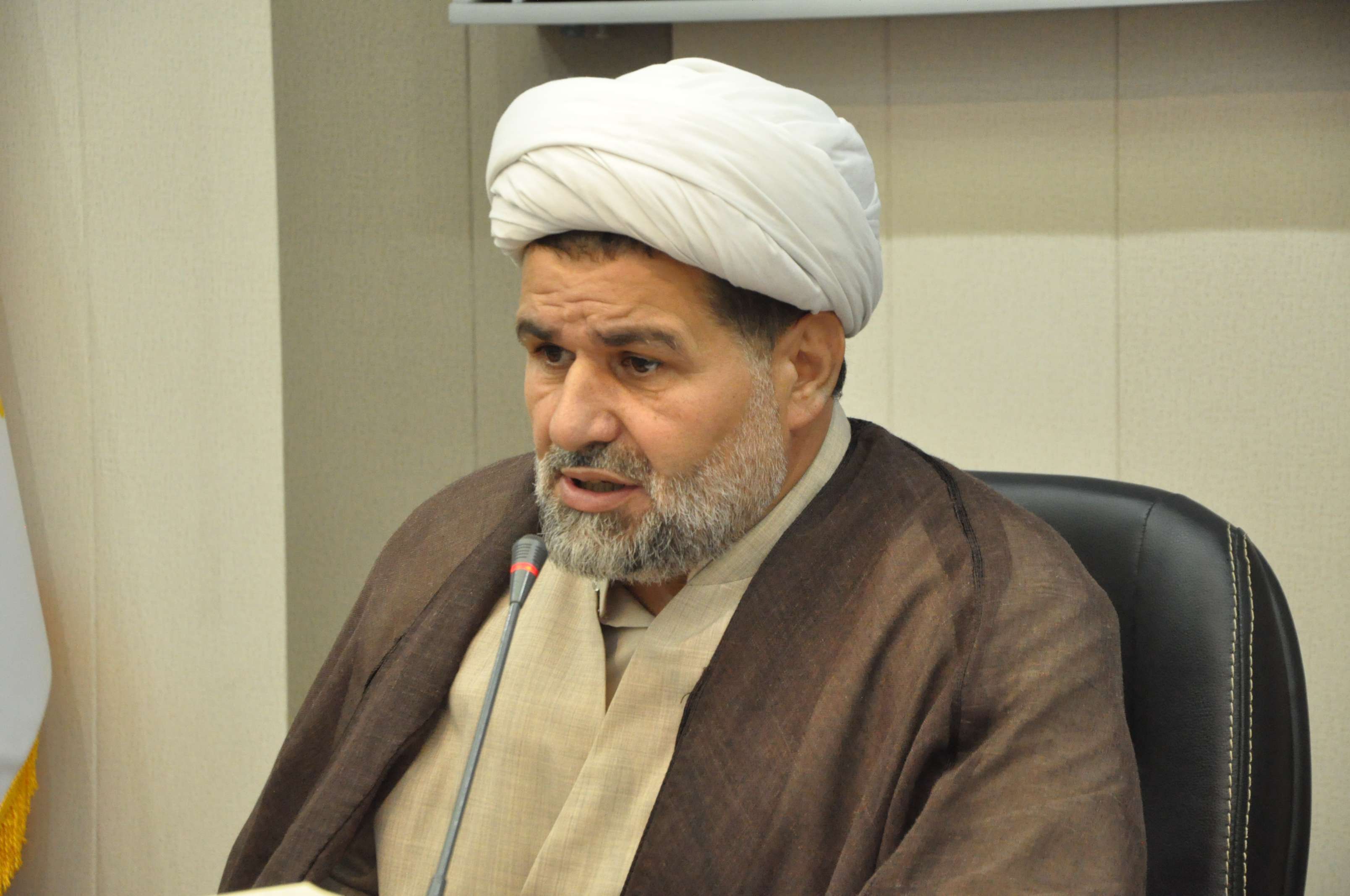 محفل فرهنگی خادمین خردمند همزمان با هفته دولت در رشت برگزار شد