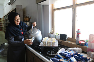 دومین روز فعالیت موکب فرهنگی- خدماتی اداره کل کتابخانه های عمومی استان ایلام