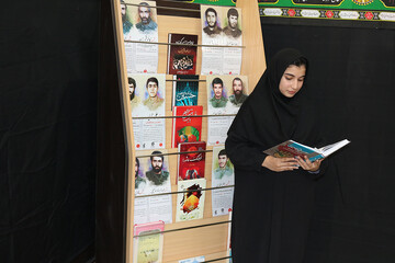 سومین روز فعالیت موکب فرهنگی- خدماتی اداره کل کتابخانه های عمومی استان ایلام