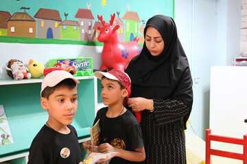 سومین روز فعالیت موکب فرهنگی- خدماتی اداره کل کتابخانه های عمومی استان ایلام