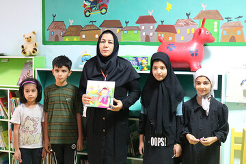 سومین روز فعالیت موکب فرهنگی- خدماتی اداره کل کتابخانه های عمومی استان ایلام