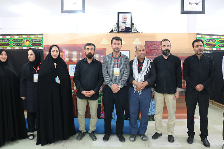 بازدید دبیر کل نهاد کتابخانه های عمومی کشور از موکب اربعین مهران