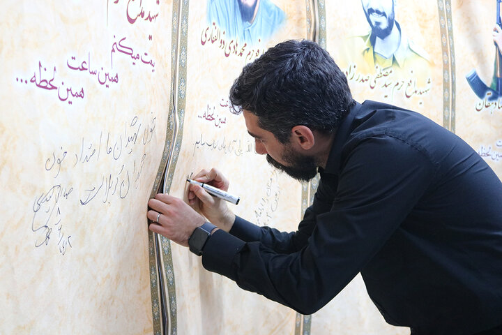 بازدید دبیر کل نهاد کتابخانه های عمومی کشور از موکب اربعین مهران