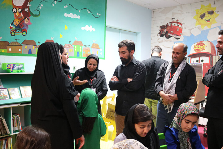 بازدید دبیر کل نهاد کتابخانه های عمومی کشور از موکب اربعین مهران
