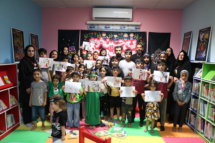 بازدید دبیر کل نهاد کتابخانه های عمومی کشور از موکب اربعین مهران