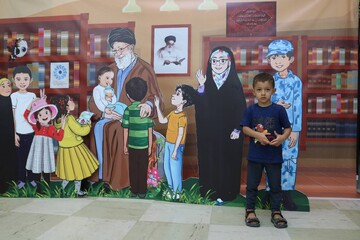 چهارمین روز فعالیت موکب فرهنگی- خدماتی اداره کل کتابخانه های عمومی استان ایلام
