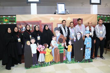 چهارمین روز فعالیت موکب فرهنگی- خدماتی اداره کل کتابخانه های عمومی استان ایلام
