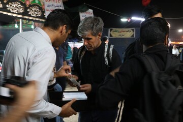 ششمین روز فعالیت موکب فرهنگی اداره کل کتابخانه های عمومی استان ایلام