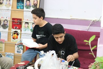 ششمین روز فعالیت موکب فرهنگی اداره کل کتابخانه های عمومی استان ایلام