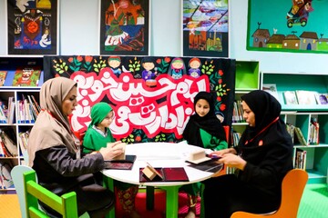 ششمین روز فعالیت موکب فرهنگی اداره کل کتابخانه های عمومی استان ایلام