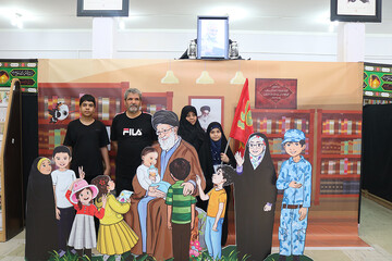 هفتمین روز فعالیت موکب فرهنگی اداره کل کتابخانه های عمومی استان ایلام