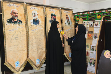 هفتمین روز فعالیت موکب فرهنگی اداره کل کتابخانه های عمومی استان ایلام