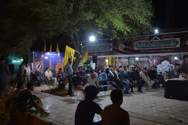 محفل ادبی در مسیر حسین علیهالسلام در موکب اداره کل کتابخانه های عمومی استان کرمانشاه برگزار شد