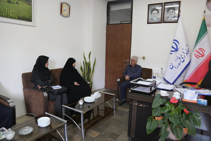 دیدار مدیرکل کتابخانههای عمومی با مدیرکل دفتر امور روستایی و شوراهای استانداری مازندران