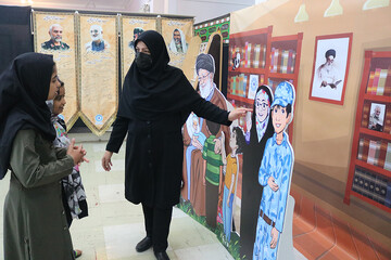 هشتمین روز فعالیت موکب فرهنگی- خدماتی اداره کل کتابخانه های عمومی استان ایلام