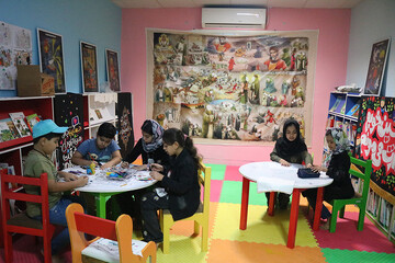 هشتمین روز فعالیت موکب فرهنگی- خدماتی اداره کل کتابخانه های عمومی استان ایلام