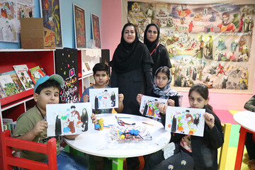 هشتمین روز فعالیت موکب فرهنگی- خدماتی اداره کل کتابخانه های عمومی استان ایلام