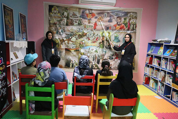 هشتمین روز فعالیت موکب فرهنگی- خدماتی اداره کل کتابخانه های عمومی استان ایلام