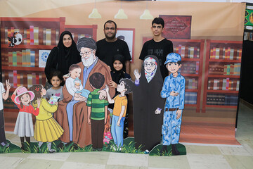 هشتمین روز فعالیت موکب فرهنگی- خدماتی اداره کل کتابخانه های عمومی استان ایلام