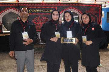 اجرای پویش زیارت نیابتی شهدا موکب فرهنگی- خدماتی اداره کل کتابخانه های عمومی استان ایلام