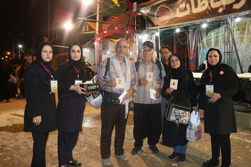 اجرای پویش زیارت نیابتی شهدا موکب فرهنگی- خدماتی اداره کل کتابخانه های عمومی استان ایلام