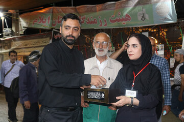 اجرای پویش زیارت نیابتی شهدا موکب فرهنگی- خدماتی اداره کل کتابخانه های عمومی استان ایلام