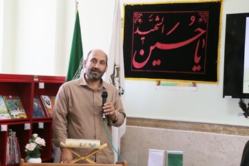 نشست رونمایی کتاب «خیمه ماهتابی»