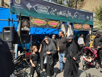 موکب اداره کل کتابخانه‌های عمومی استان تهران در مسیر پیاده‌روی جاماندگان اربعین